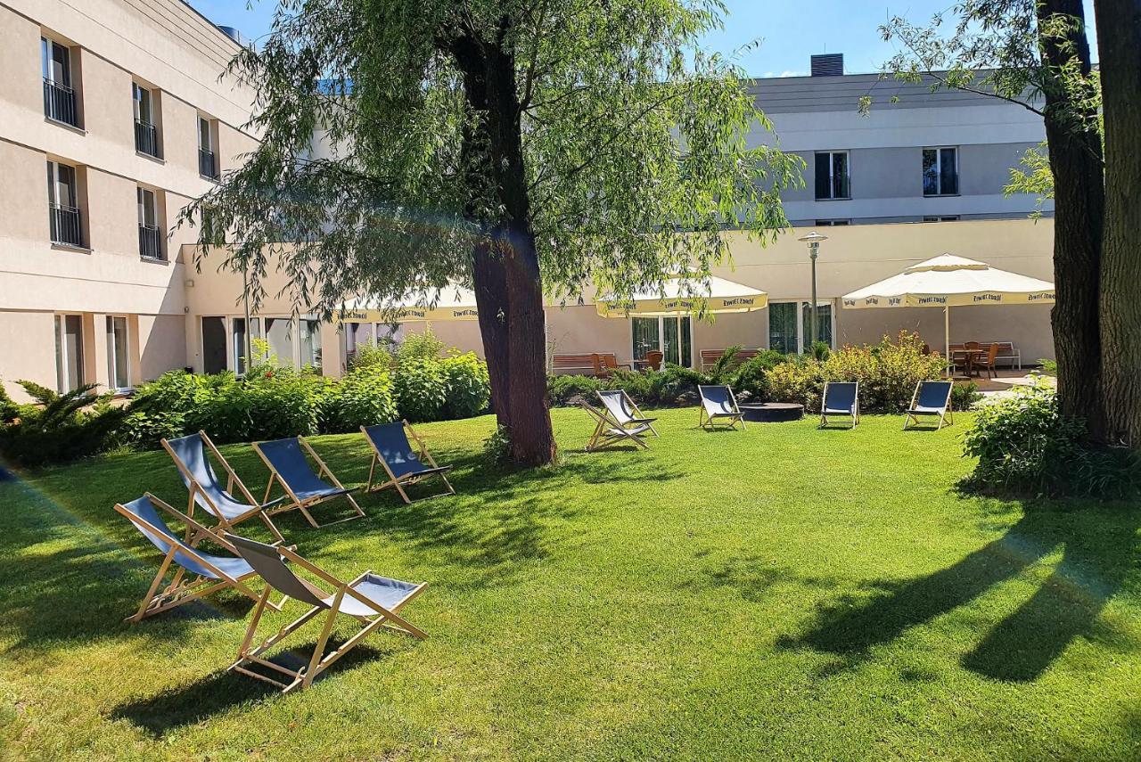 Green Garden Hotel Raszyn Eksteriør billede